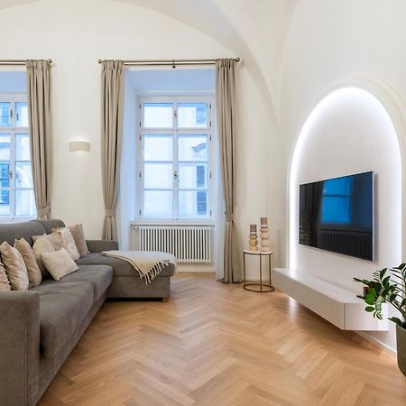 Arch Iv. Appartement Praag Buitenkant foto